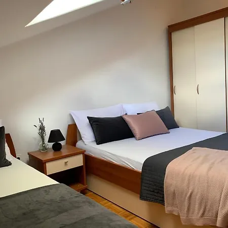 Merita With Pool Apartment Sveti Filip i Jakov