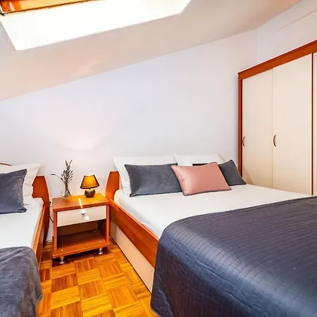 Merita With Pool Apartment Sveti Filip i Jakov