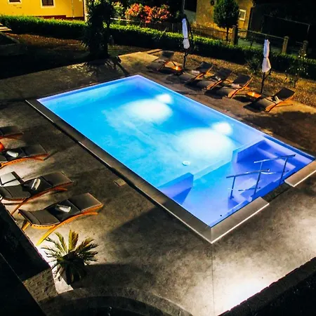 Appartement Merita With Pool