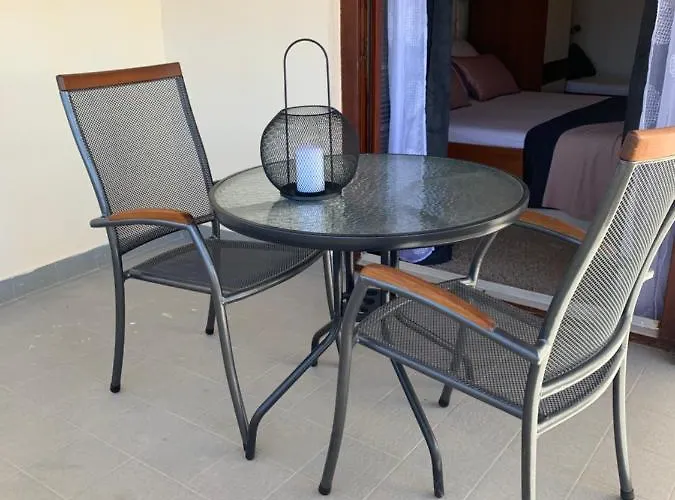 아파트 Merita With Pool 스베티필립아이자코브