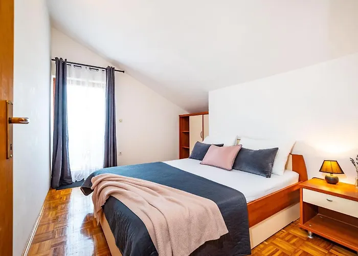 아파트 Merita With Pool *