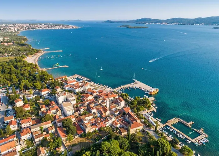 Merita With Pool 아파트