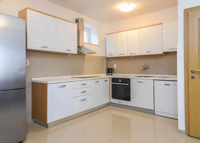 Merita With Pool 아파트