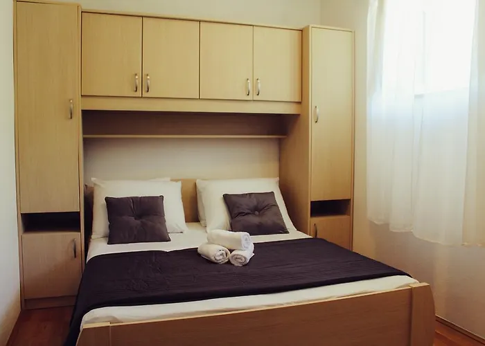 아파트 Merita With Pool