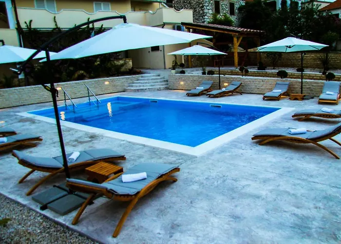 Merita With Pool *